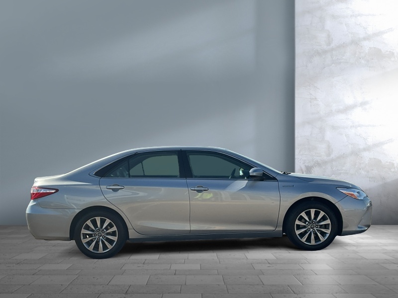 2016 Toyota Camry Hybrid