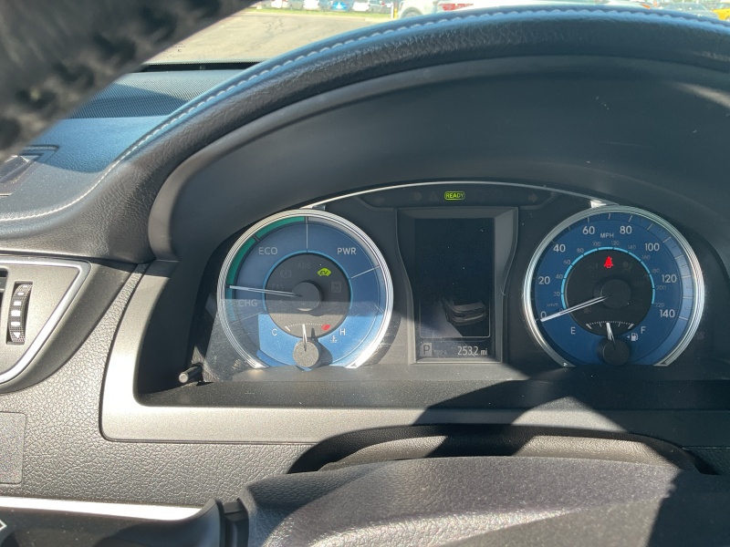 2016 Toyota Camry Hybrid