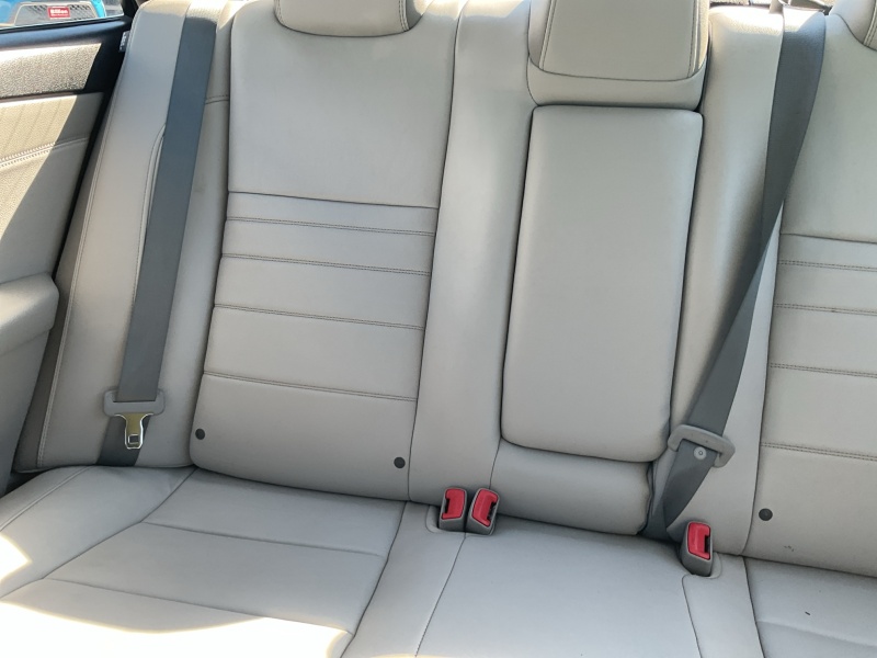 2016 Toyota Camry Hybrid
