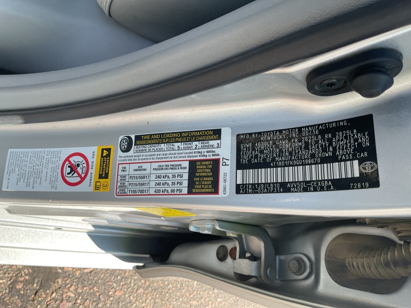 2016 Toyota Camry Hybrid