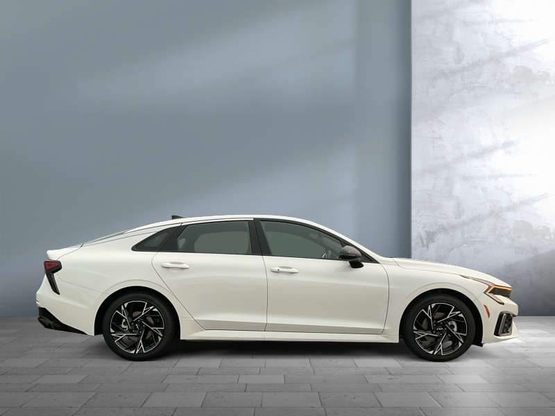 2025 Kia K5