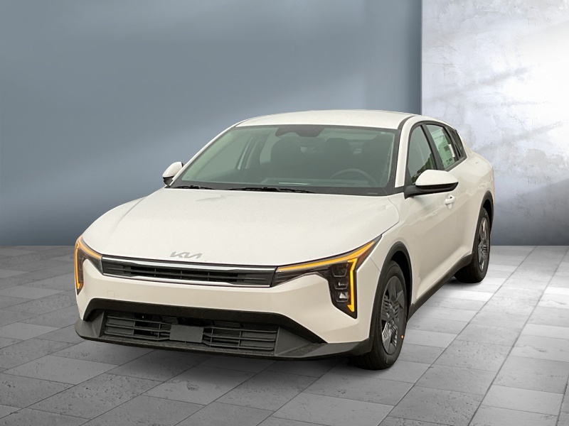 New 2025 Kia K4  Cars