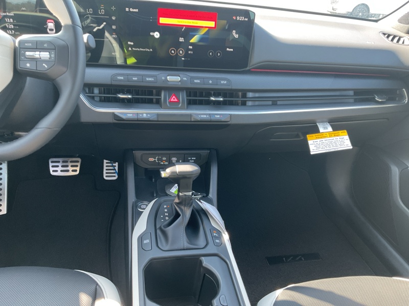 2025 Kia K4