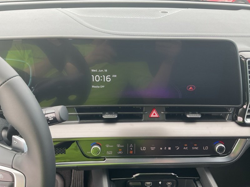 2025 Kia Sportage Hybrid