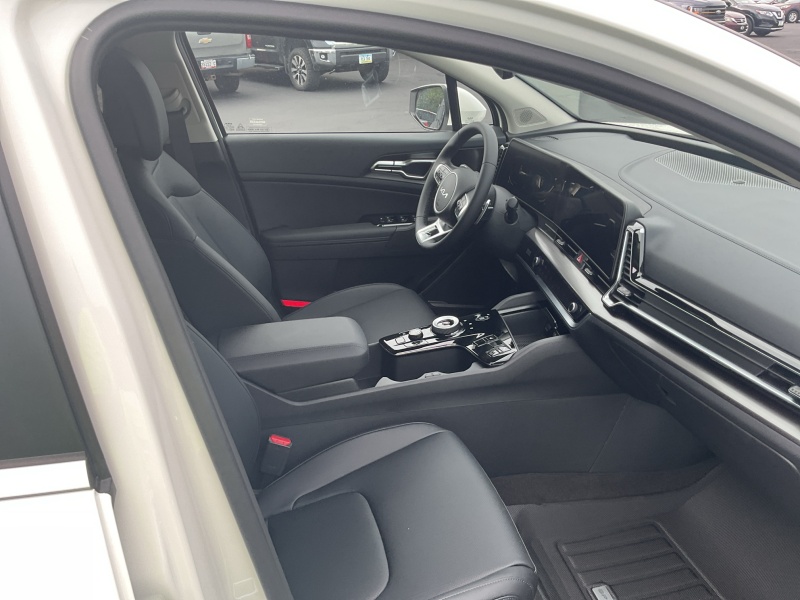 2025 Kia Sportage Hybrid