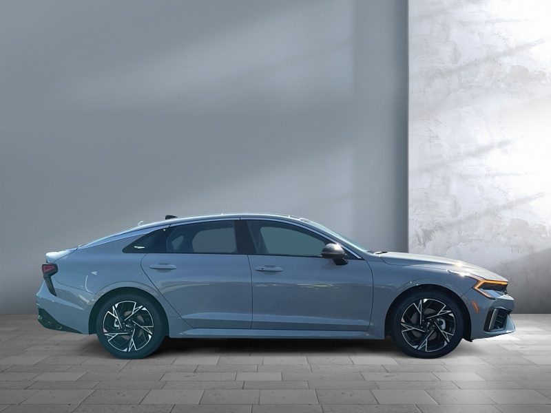 2025 Kia K5