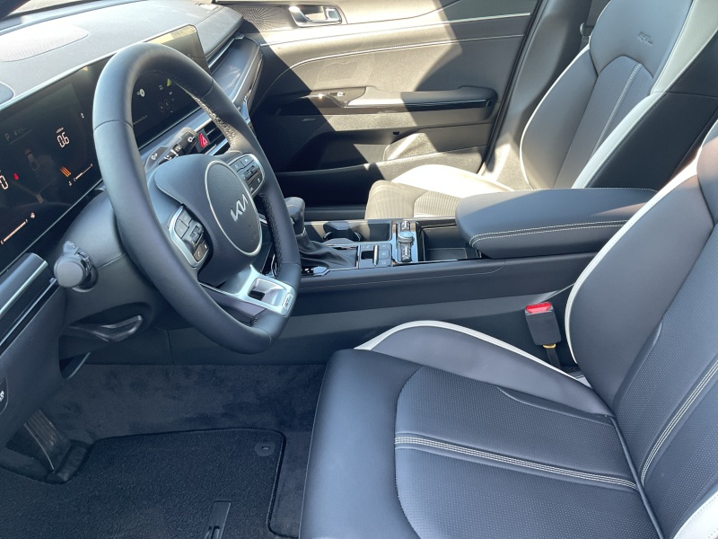 2025 Kia K5