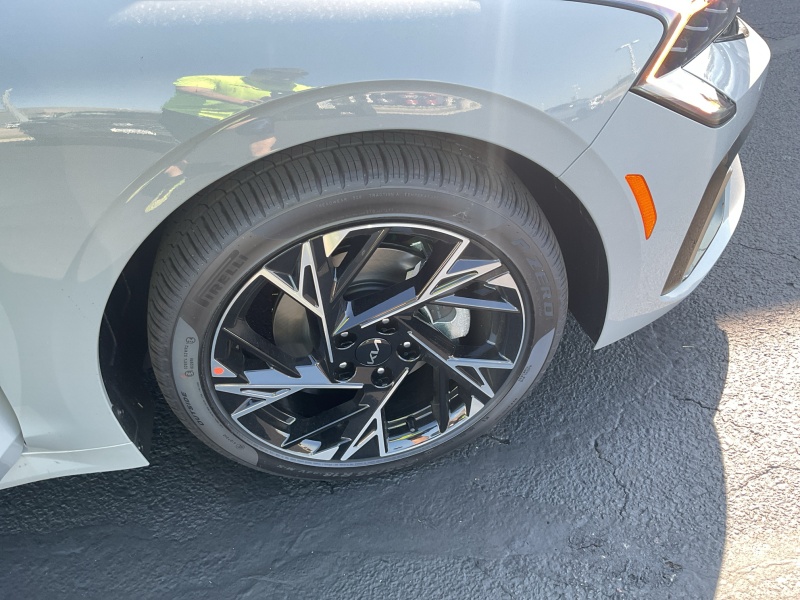 2025 Kia K5