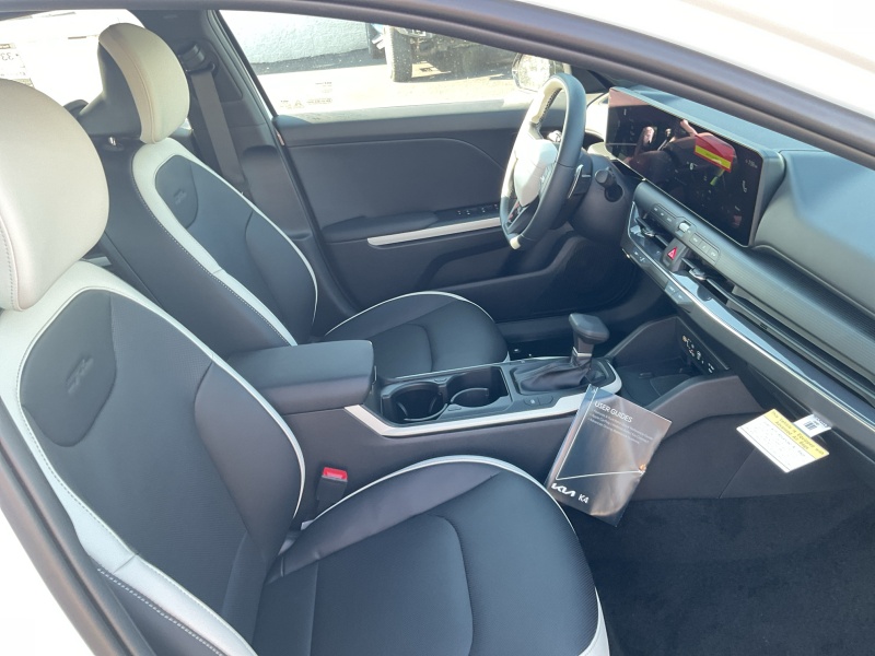 2025 Kia K4