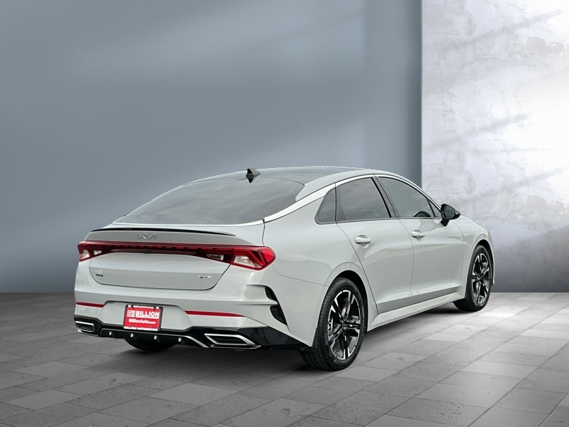 2023 Kia K5