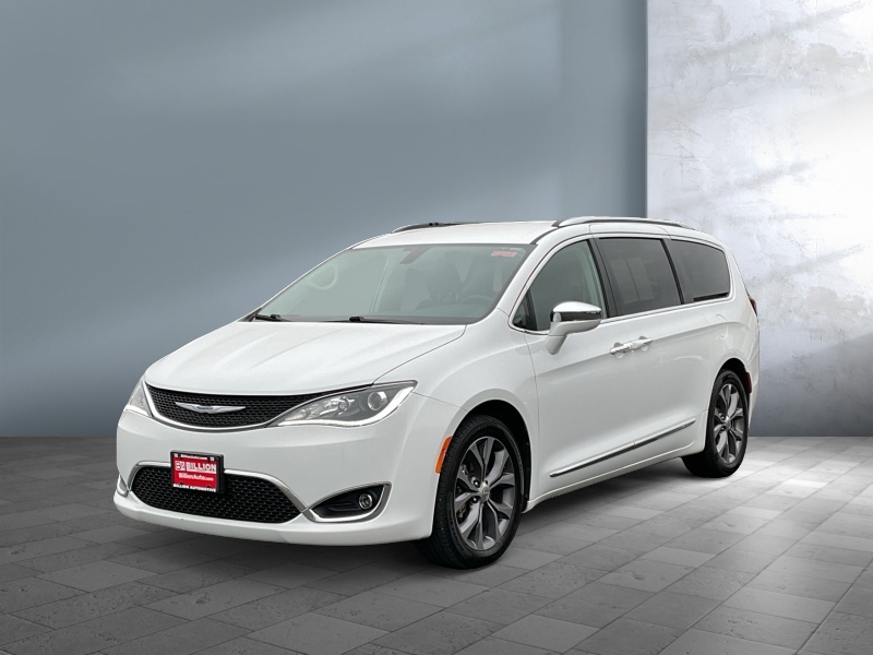 Used 2020 Chrysler Pacifica Limited Vans