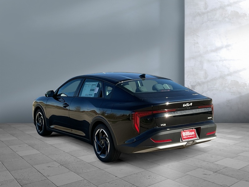 2025 Kia K4