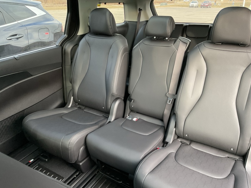 2026 Kia Carnival Hybrid