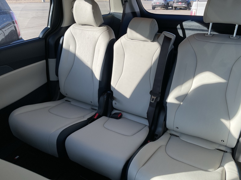 2026 Kia Carnival Hybrid