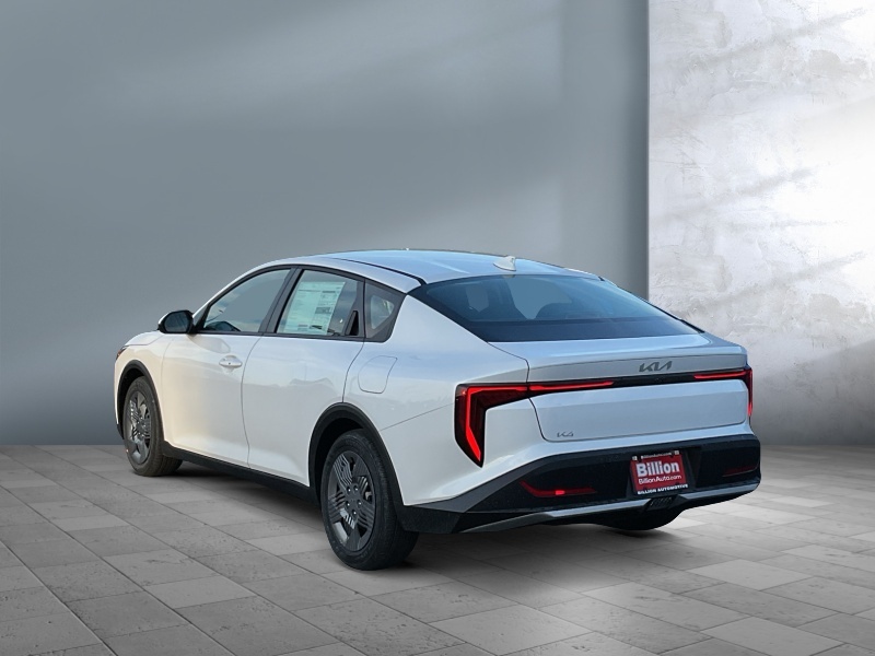 2026 Kia K4