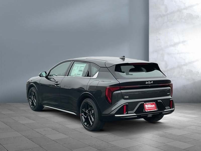2026 Kia K4