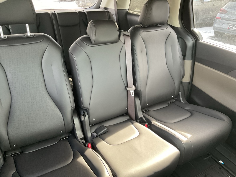 2026 Kia Carnival Hybrid