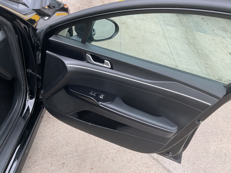 2023 Kia K5