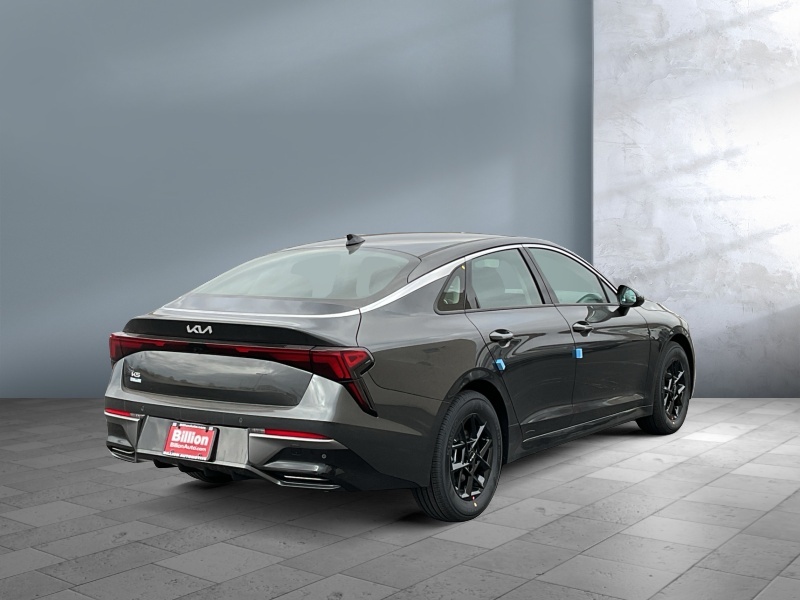2026 Kia K5