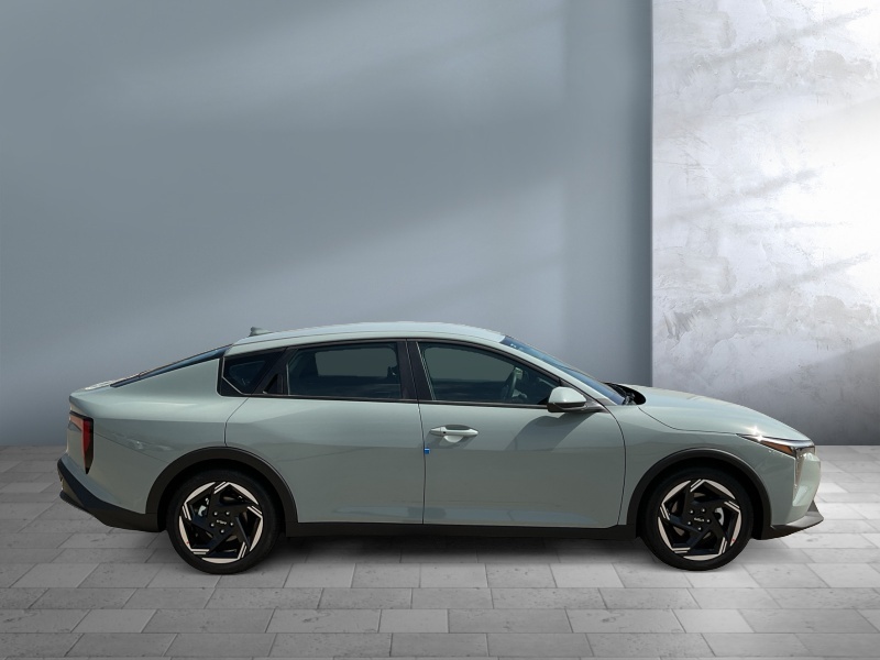 2026 Kia K4