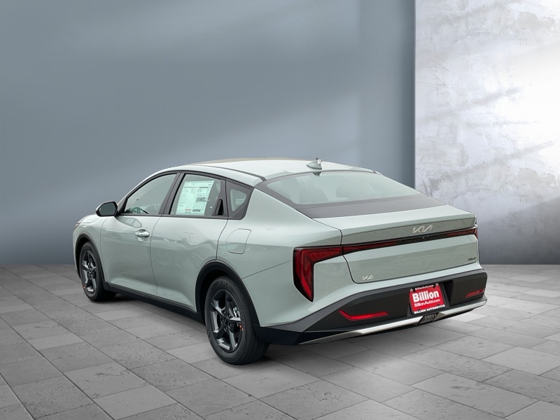 2026 Kia K4