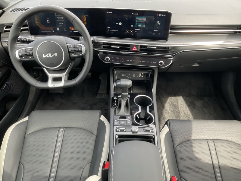 2026 Kia K5