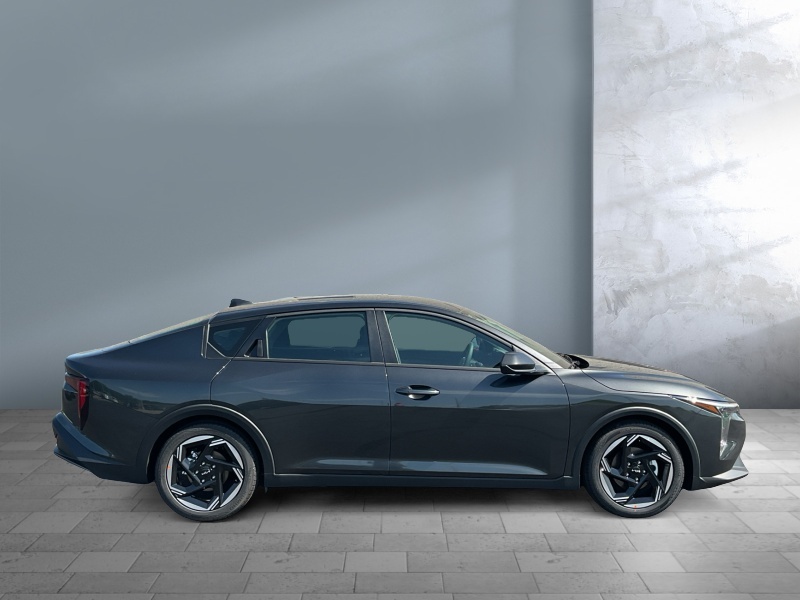 2026 Kia K4