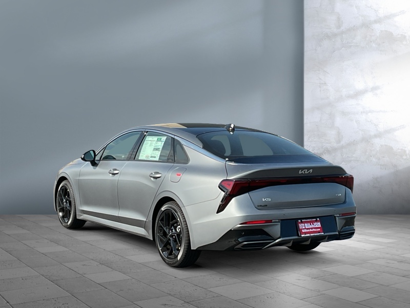2026 Kia K5