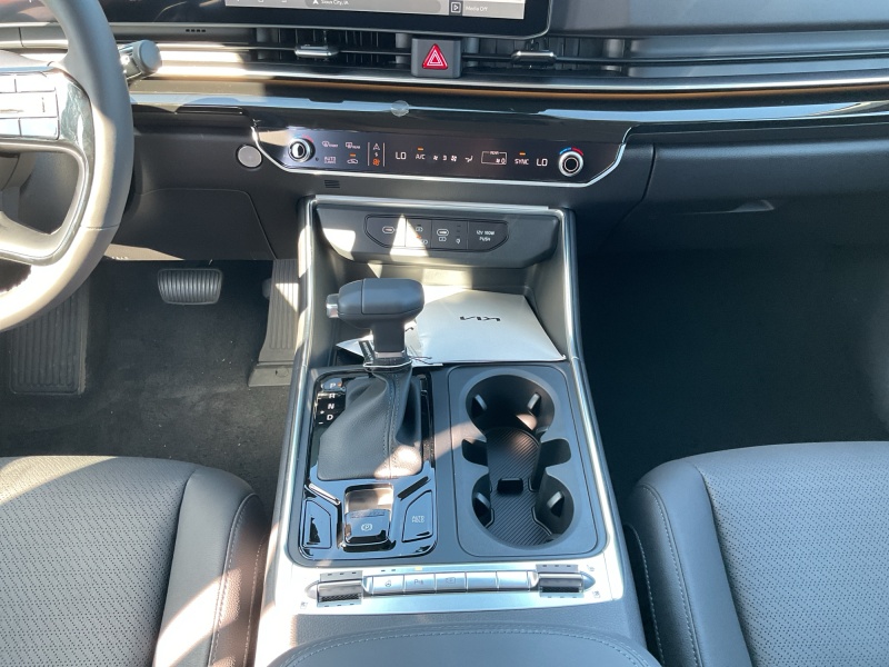 2027 Kia Carnival