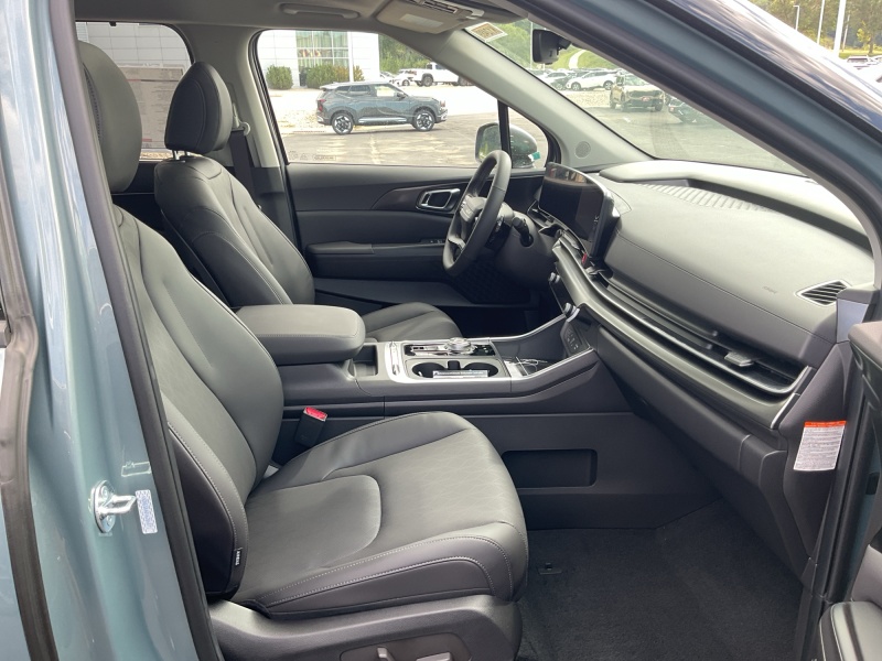 2027 Kia Carnival Hybrid