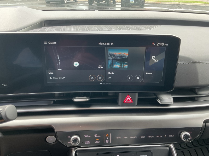 2027 Kia Carnival