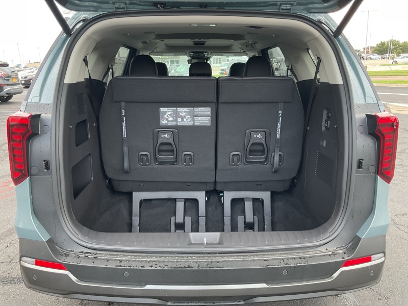 2027 Kia Carnival