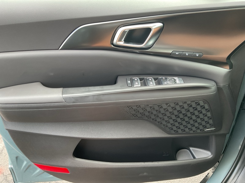 2027 Kia Carnival