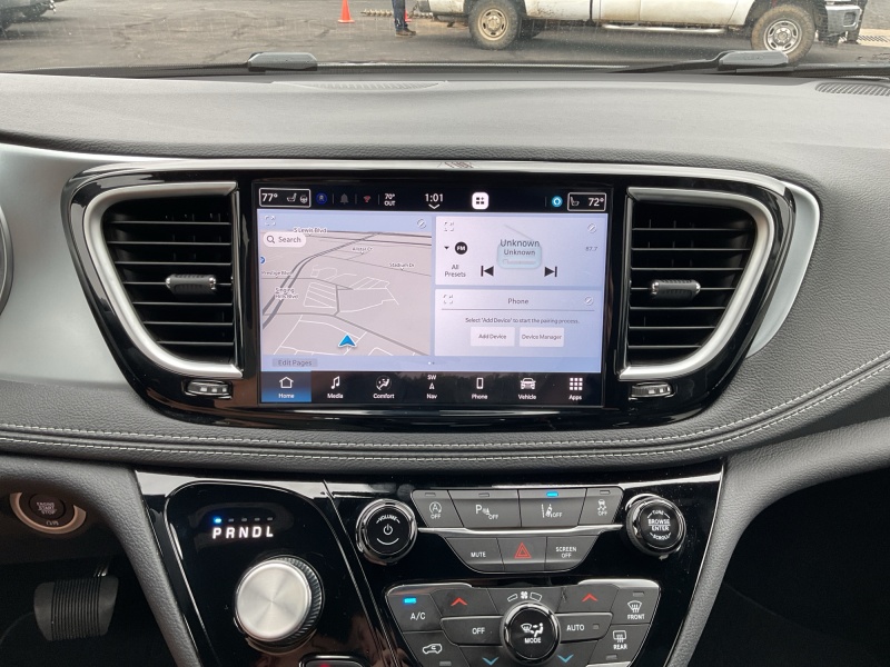2026 Chrysler Pacifica