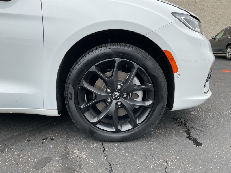 2026 Chrysler Pacifica