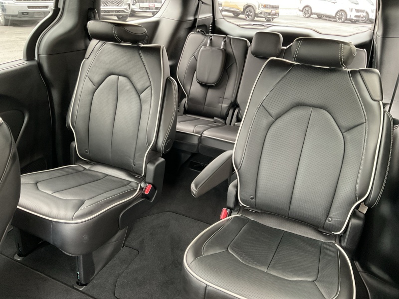 2026 Chrysler Pacifica