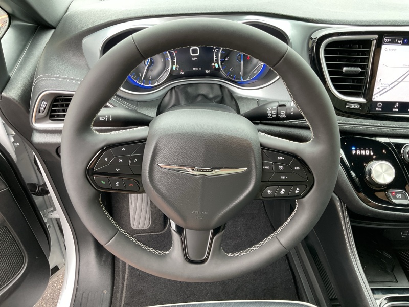 2026 Chrysler Pacifica