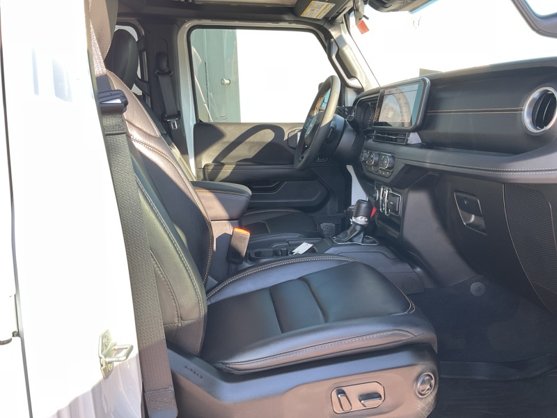 2025 Jeep Gladiator