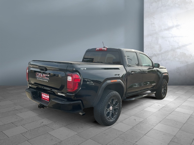 2023 GMC Canyon