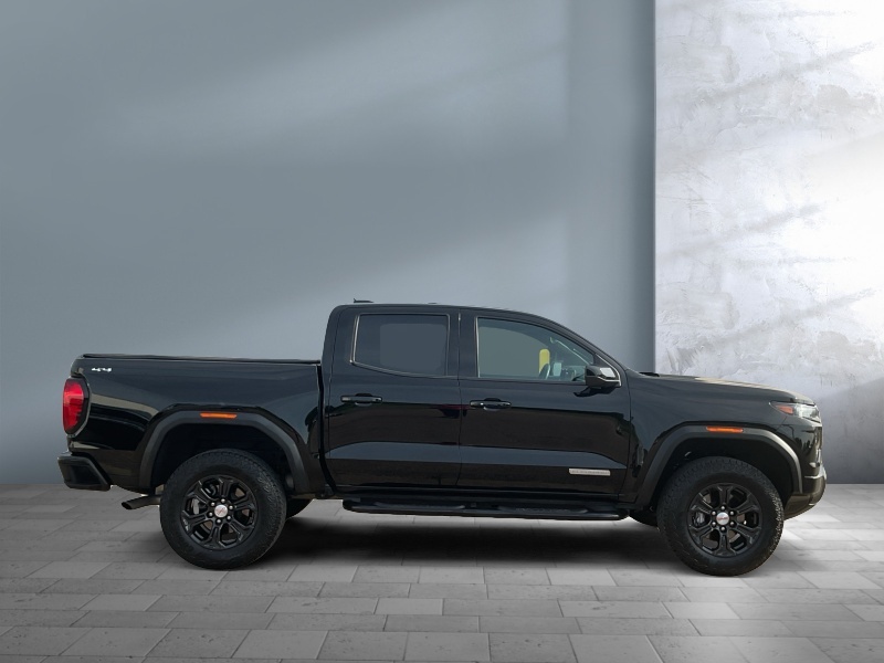 2023 GMC Canyon
