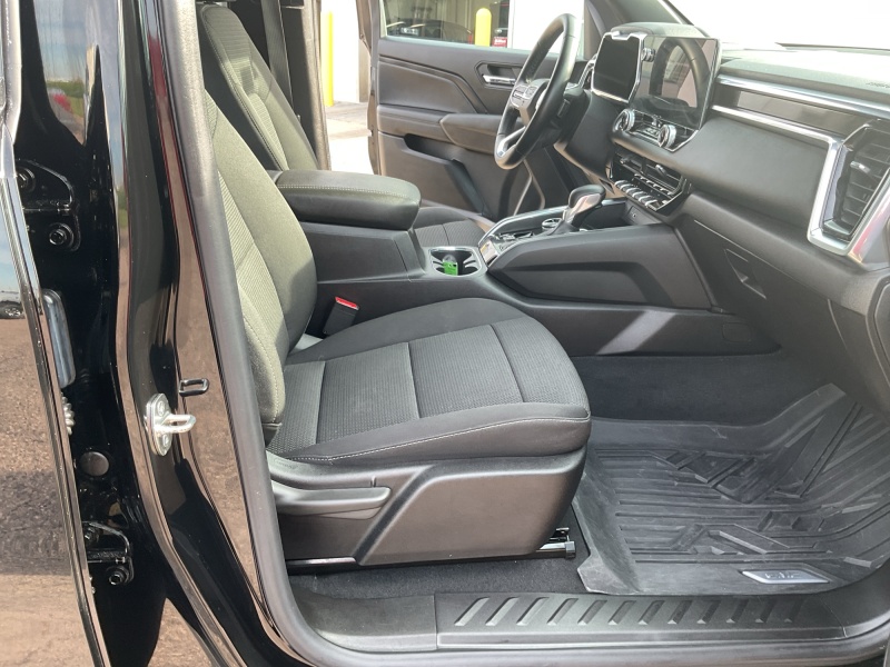 2023 GMC Canyon