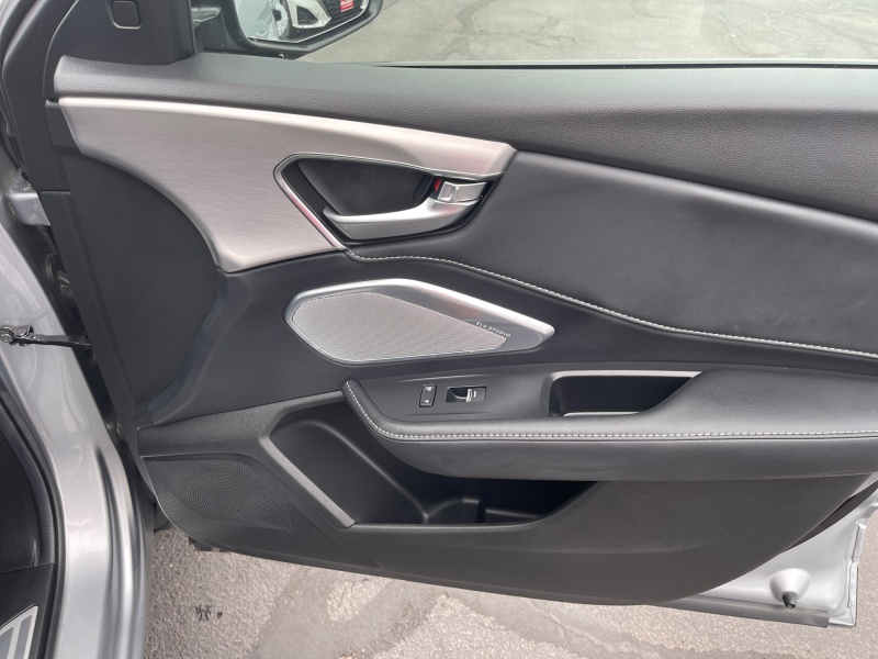 2025 Acura RDX