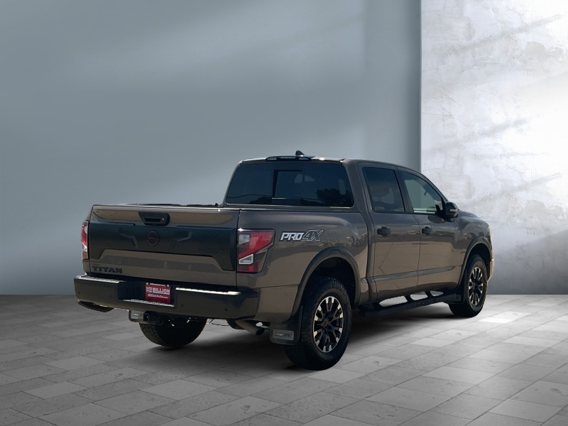 2023 Nissan Titan