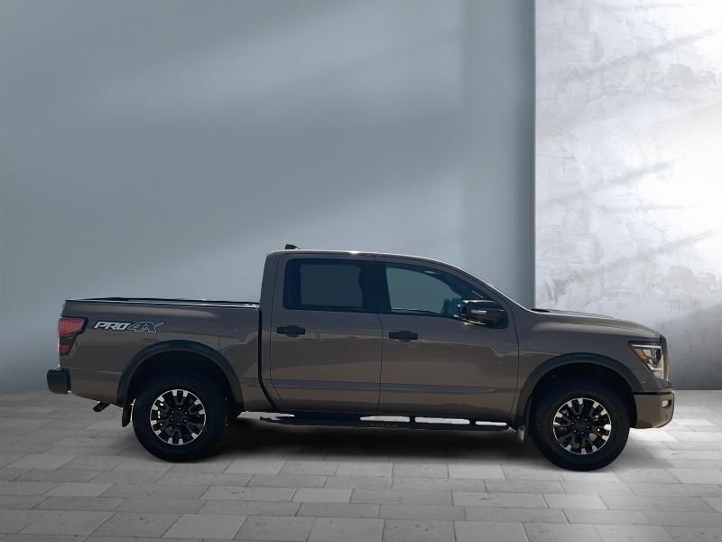 2023 Nissan Titan
