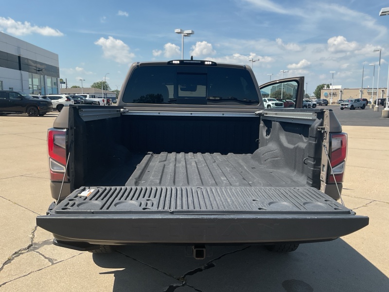 2023 Nissan Titan