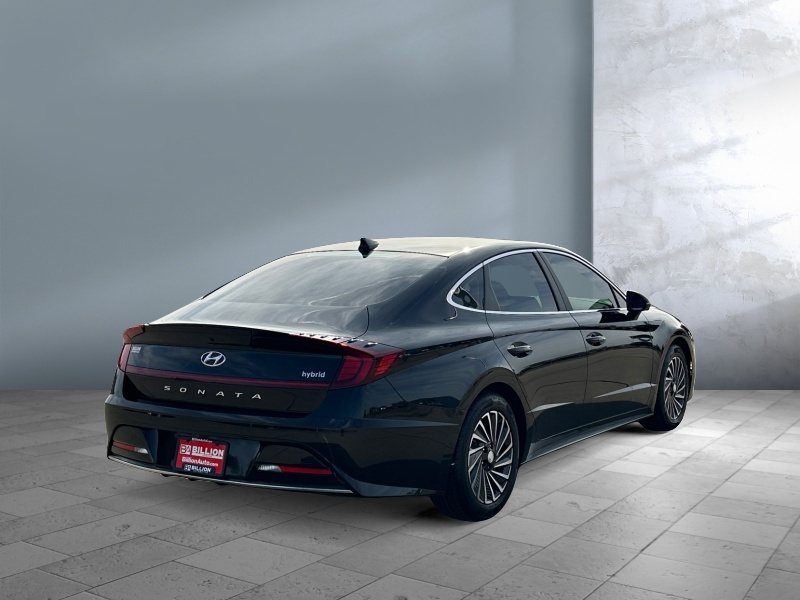 2022 Hyundai Sonata Hybrid