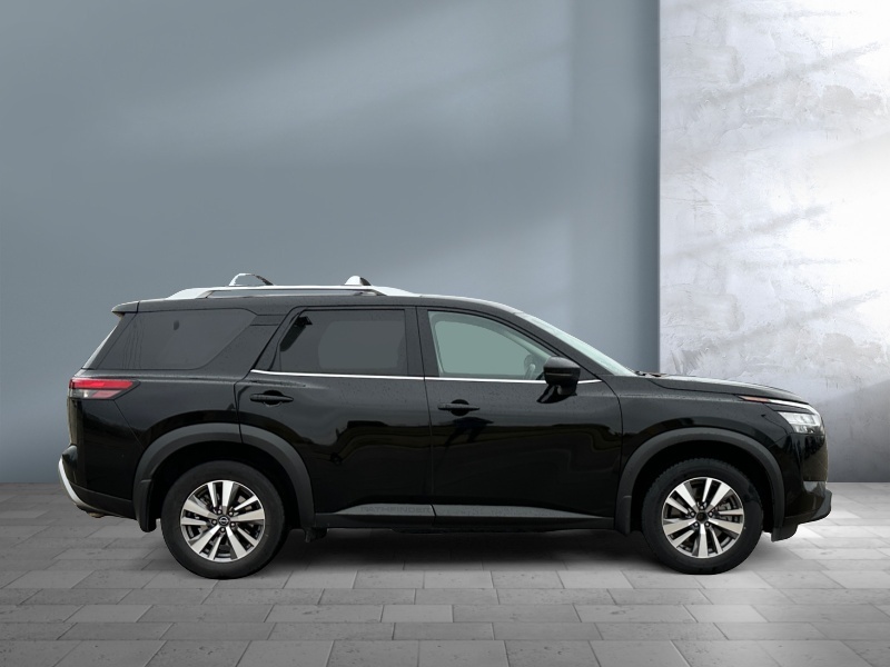 2022 Nissan Pathfinder