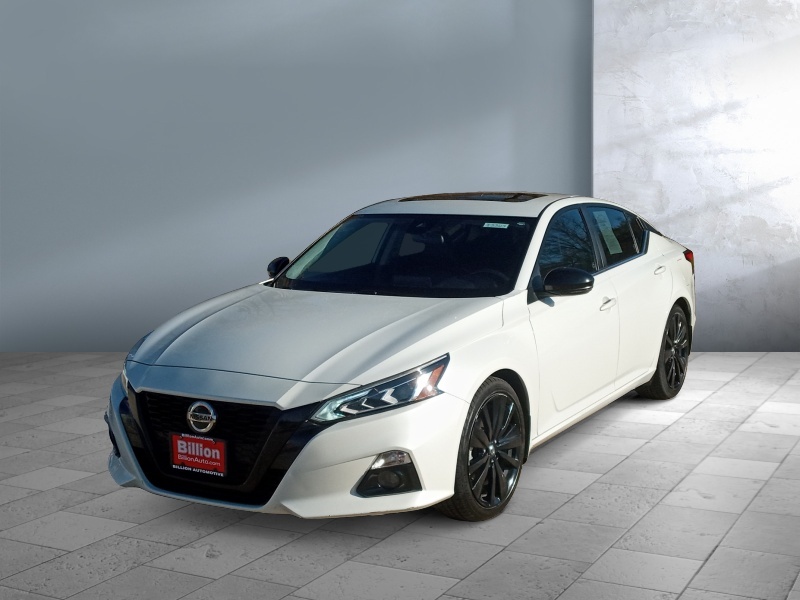 Used 2022 Nissan Altima 2.5 SR Car