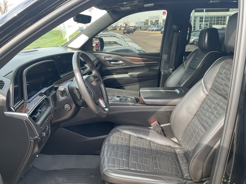 2023 Cadillac Escalade ESV