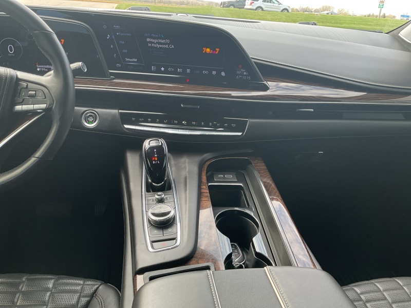 2023 Cadillac Escalade ESV